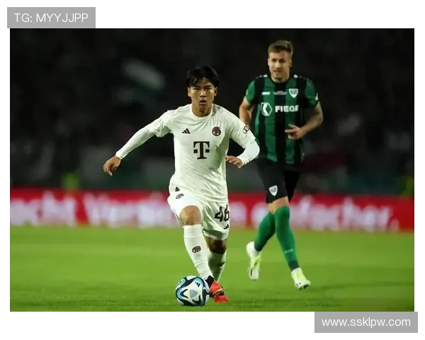 拜仁合并青训与一线队球探体系加强协作提升整体发展潜力