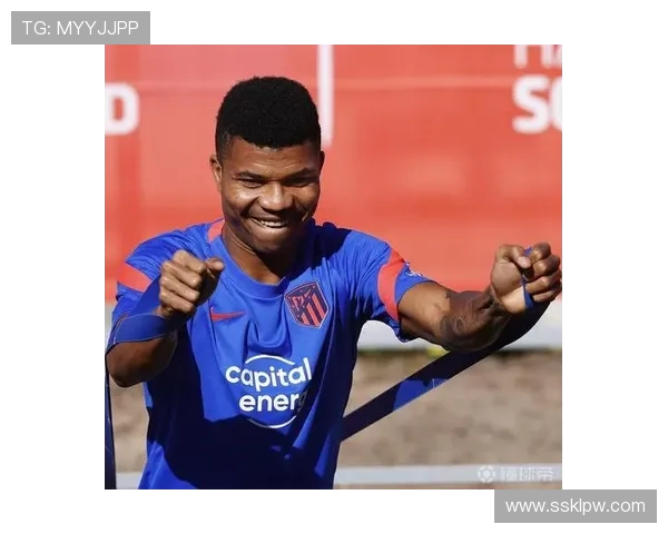 孔德昨日缺席球队合练预计今日顺利恢复正常训练情况追踪报道最新