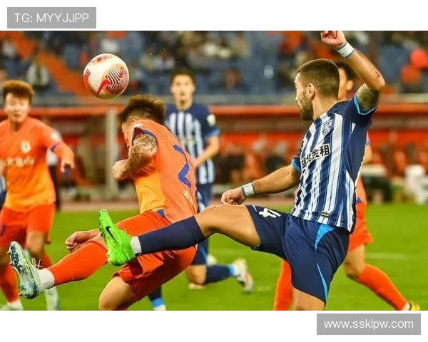 泽卡：瓦科续约由他决定但我期待明年与他并肩作战